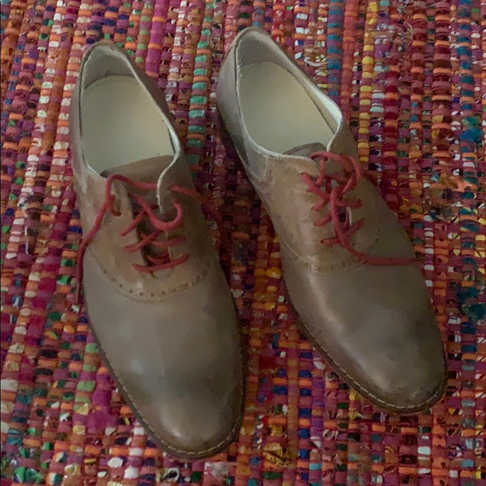 Men’s Cole Haan lace up. Brownish beige color.